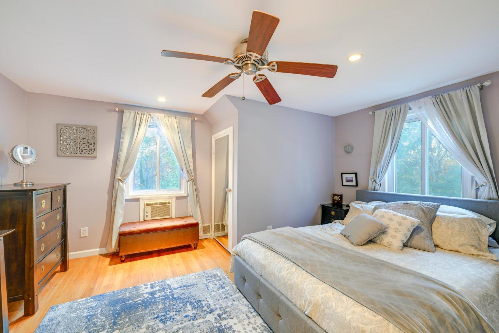 Cozy Dix Hills Apt With Deck About 7 Mi To Beach! Luaran gambar