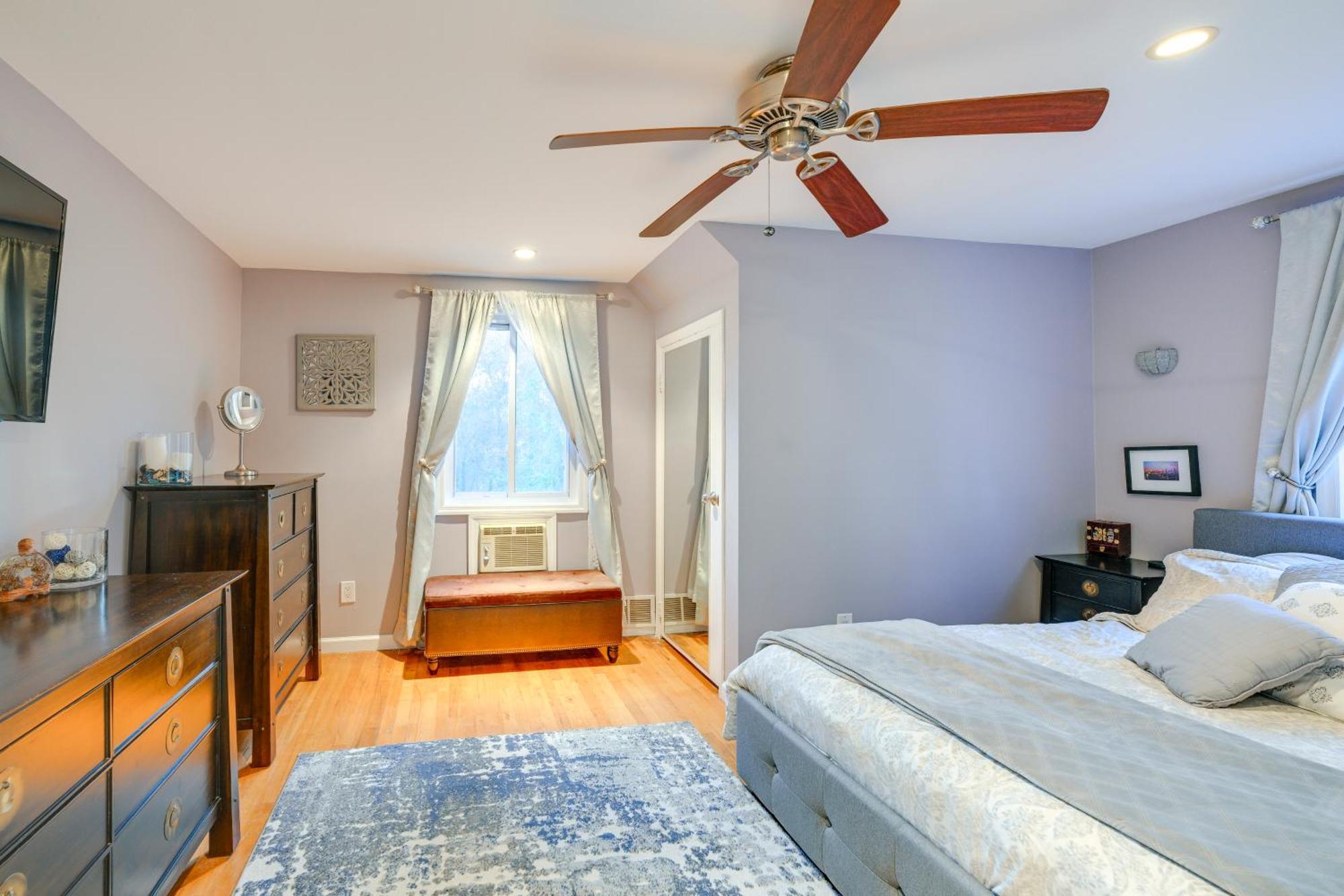 Cozy Dix Hills Apt With Deck About 7 Mi To Beach! Luaran gambar